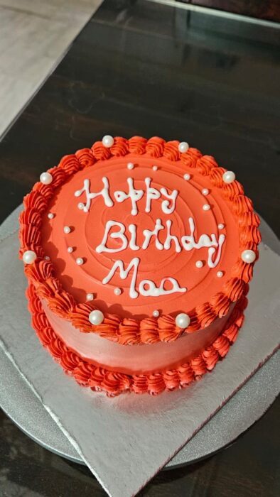 Customized cake